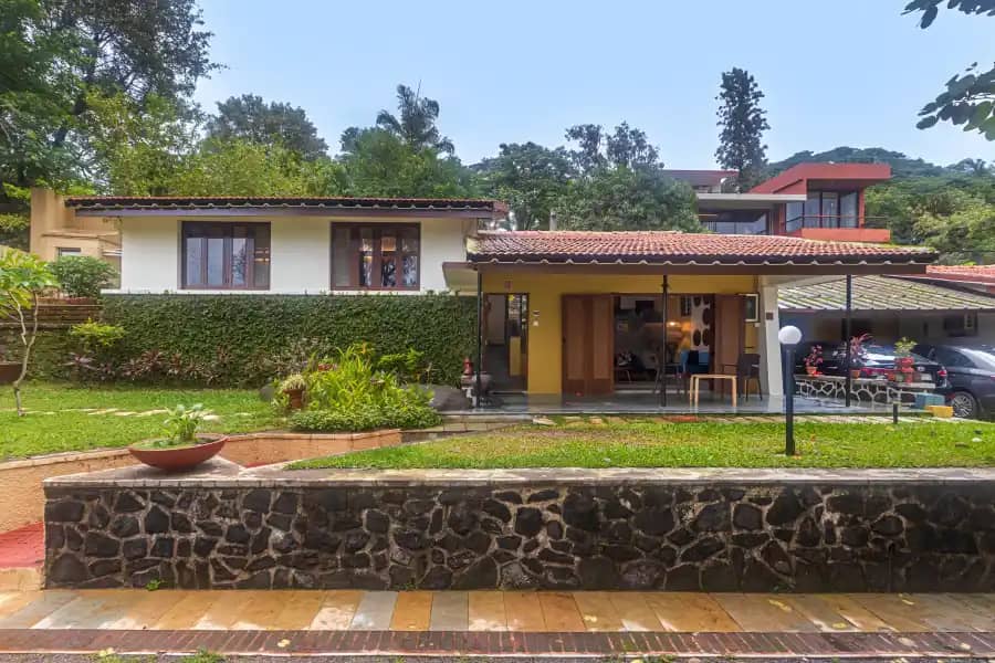 SaffronStays Artica