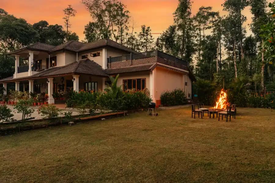 SaffronStays Coffeeshire