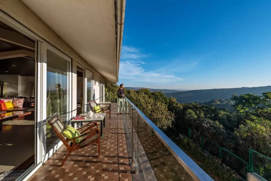 SaffronStays Horizon