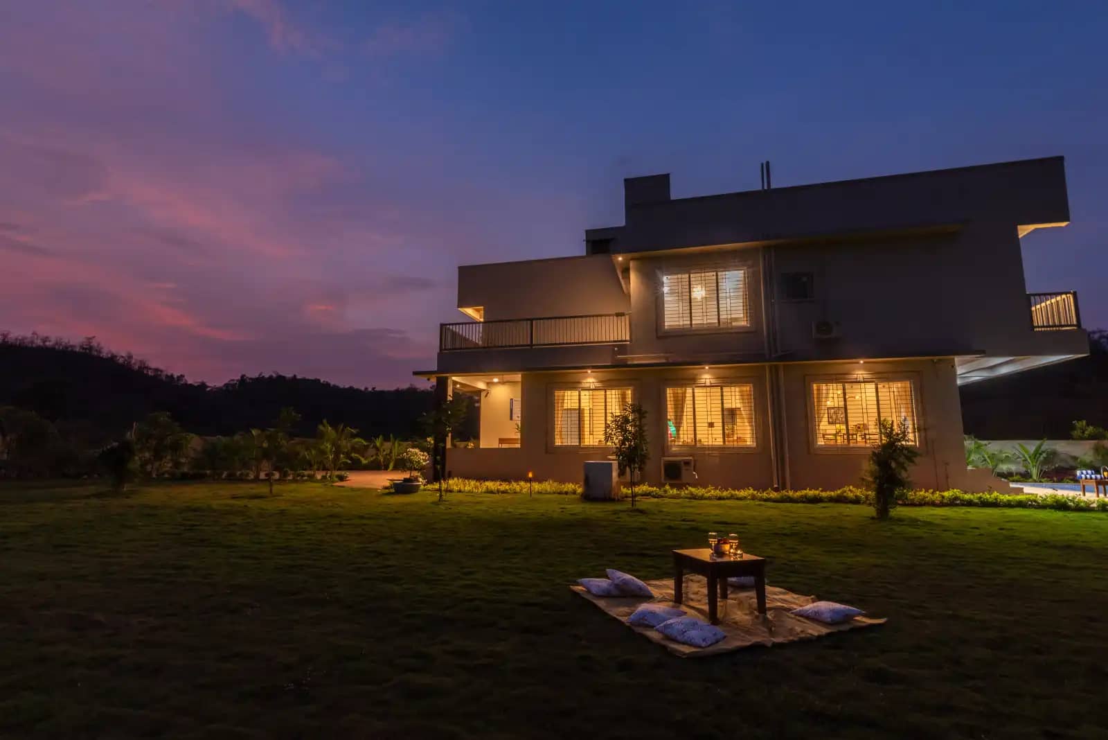 SaffronStays Midori