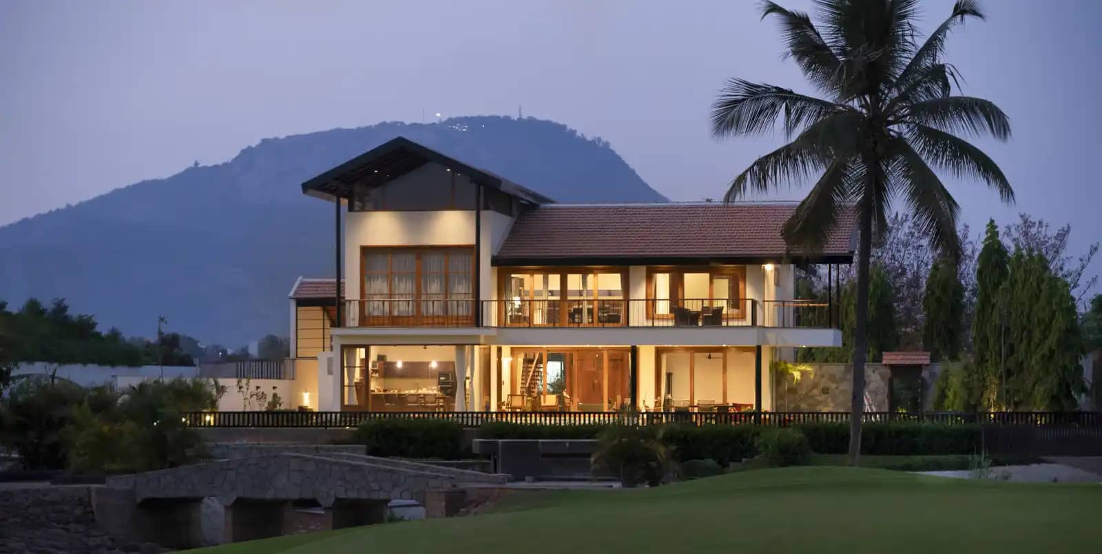 SaffronStays Niranta