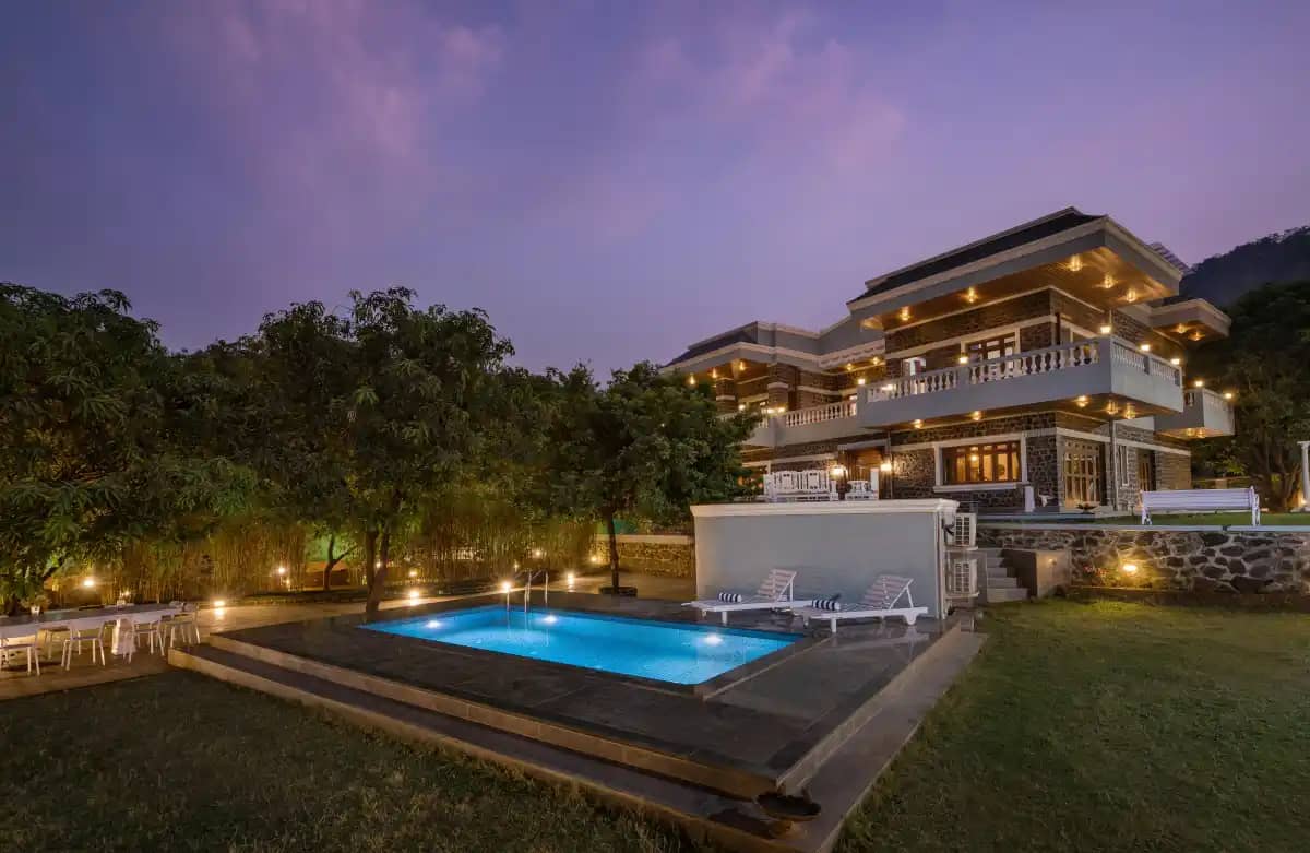 SaffronStays Peshwaai