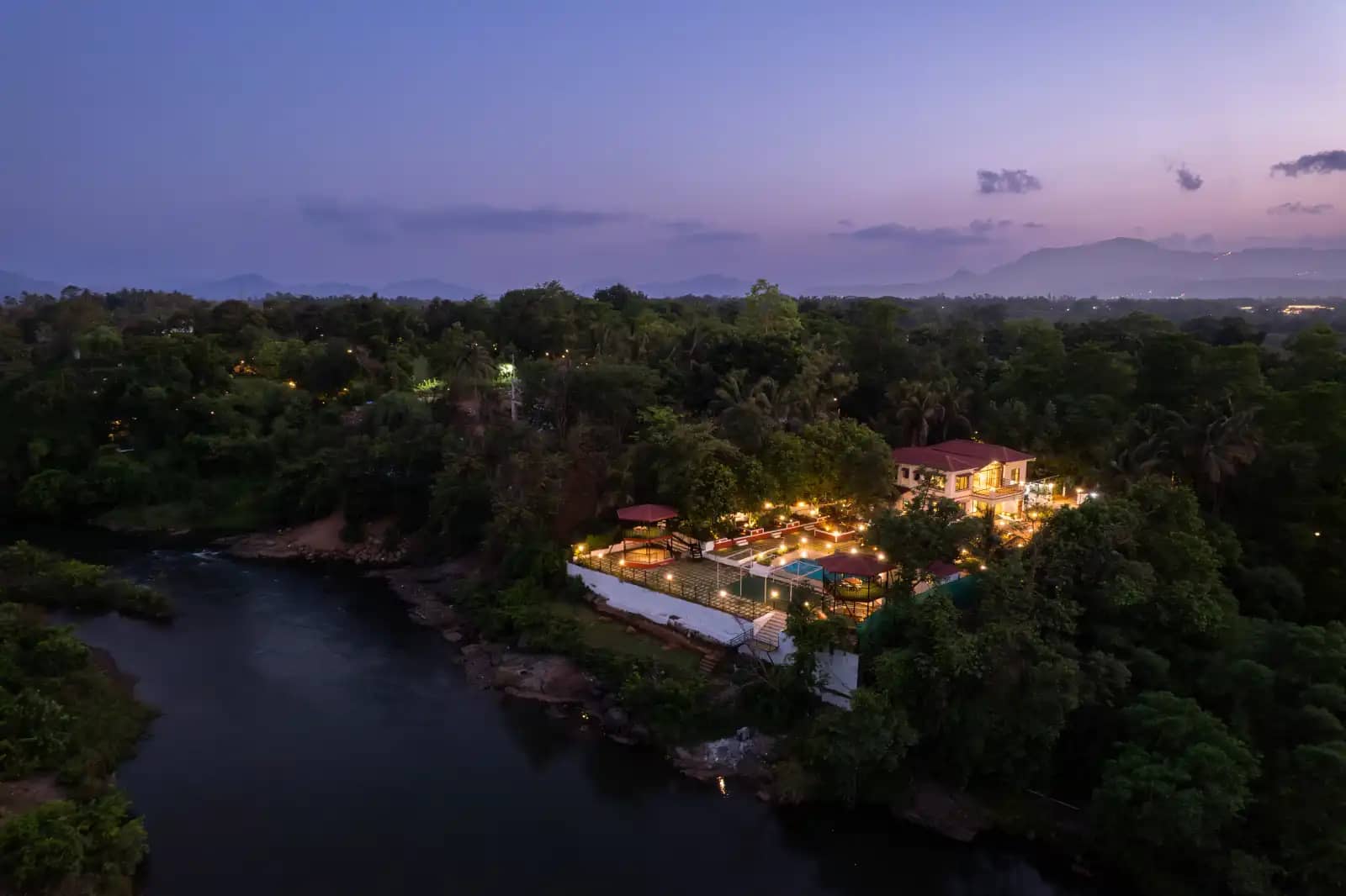 SaffronStays Riverfront Manor