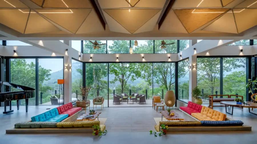 SaffronStays Sonnet