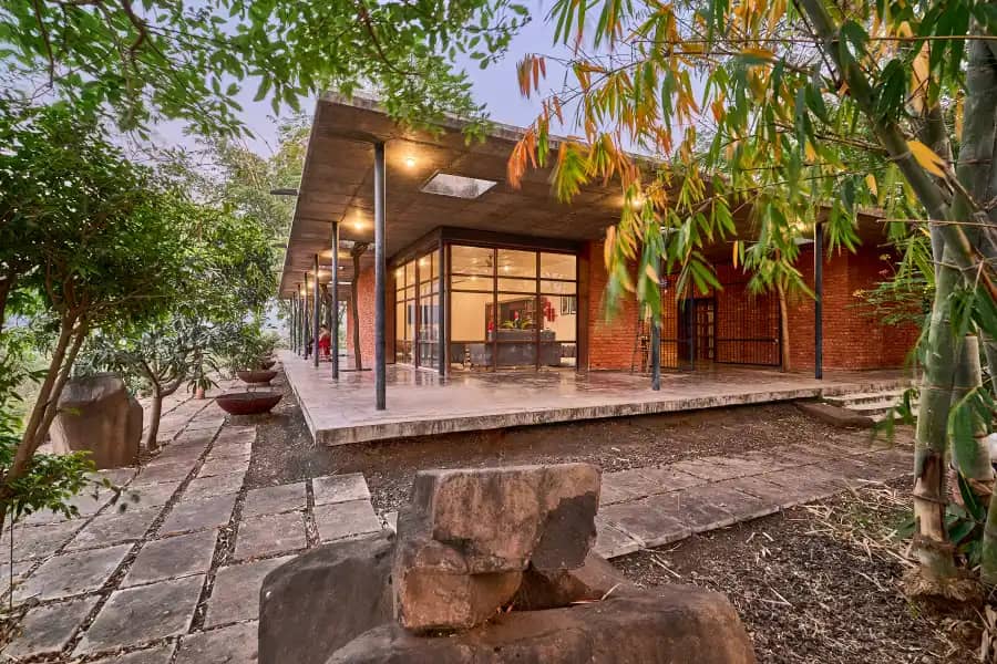 SaffronStays Zen