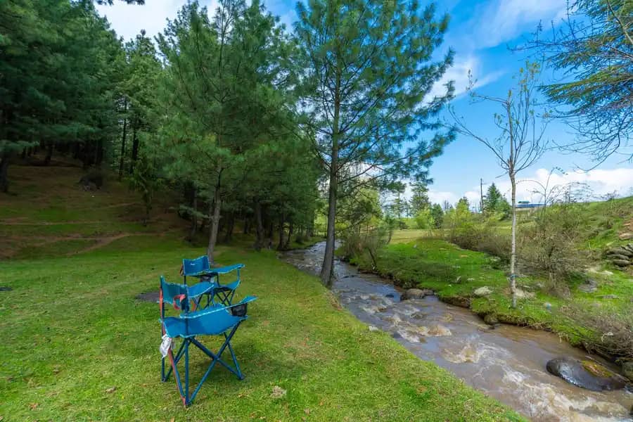 Teak @ Swiss Chalet - Riverside, Tangmarg