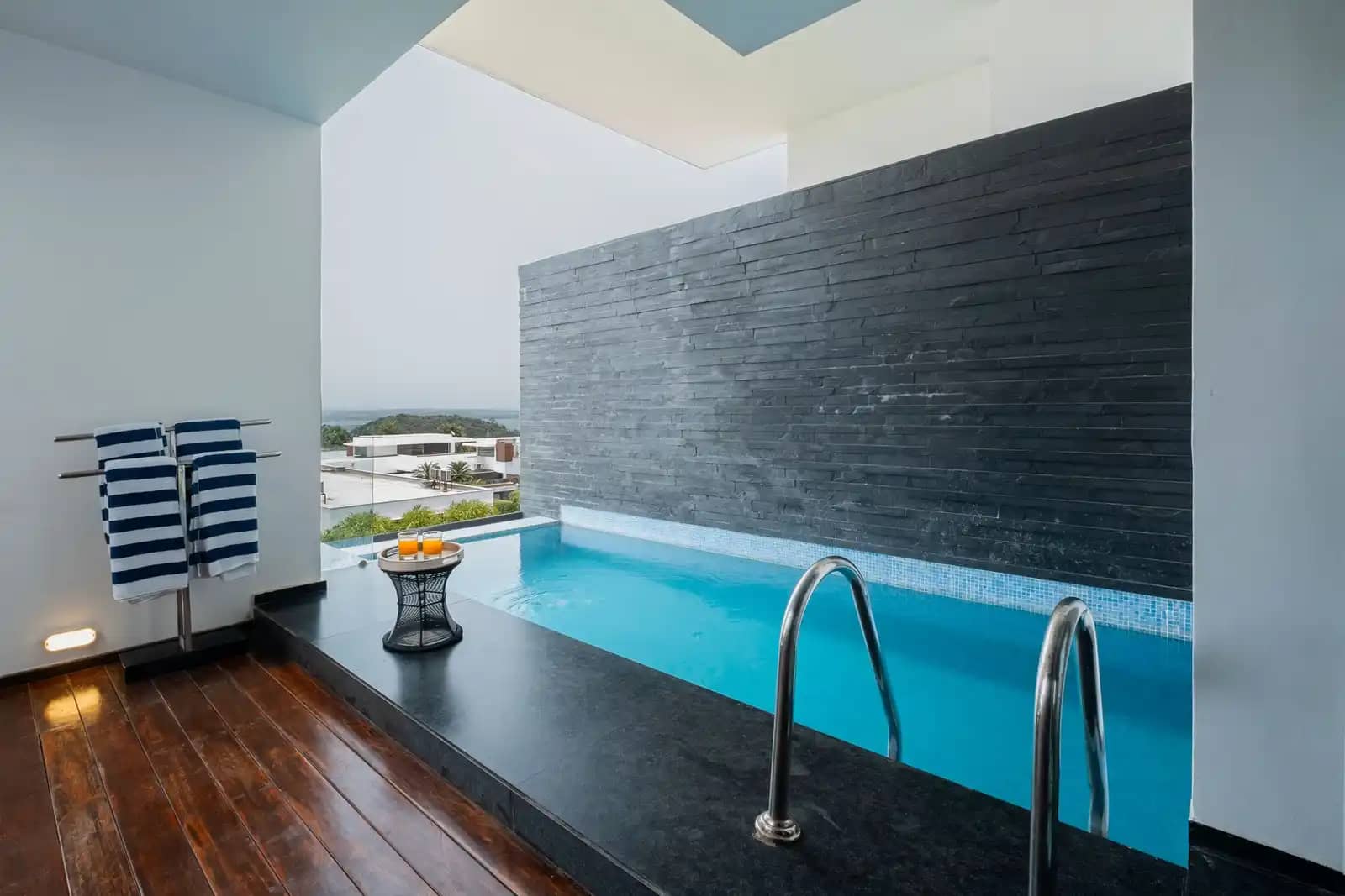 The Bluewaters Apartment - Dabolim