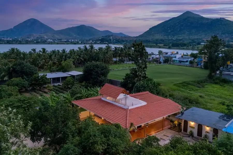 The Canopy House - Chikkabalapur