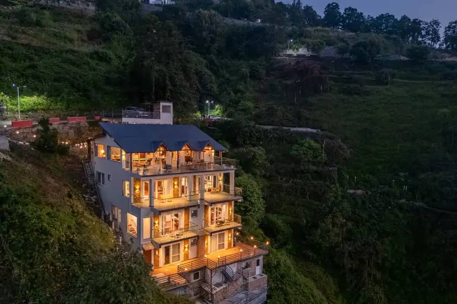The Cloudberry Crest - Ramgarh