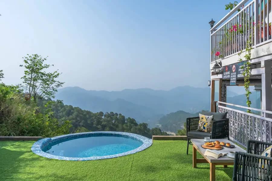 The Ever House W/ Outdoor Heated Pool