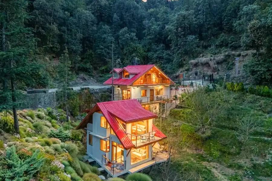 The Orchard Song- Chail with Jacuzzi
