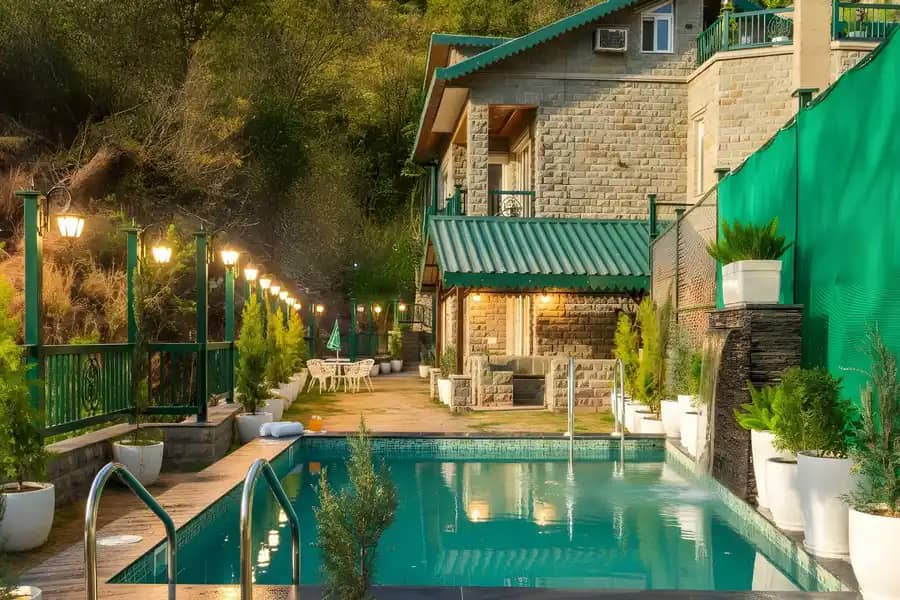 Villa Montierra W/ Private Pool & Breakfast