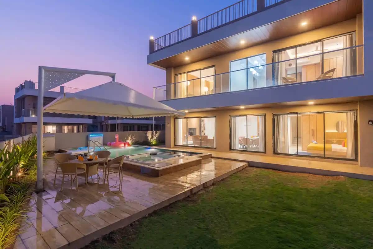 Willow Villa